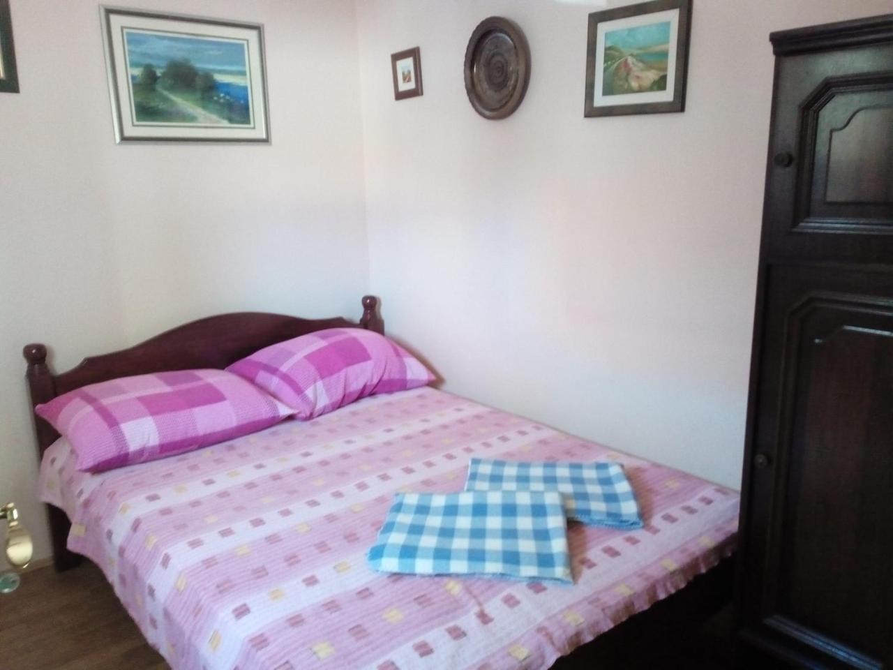 Apartment "Mislav" Gornji Karin Esterno foto